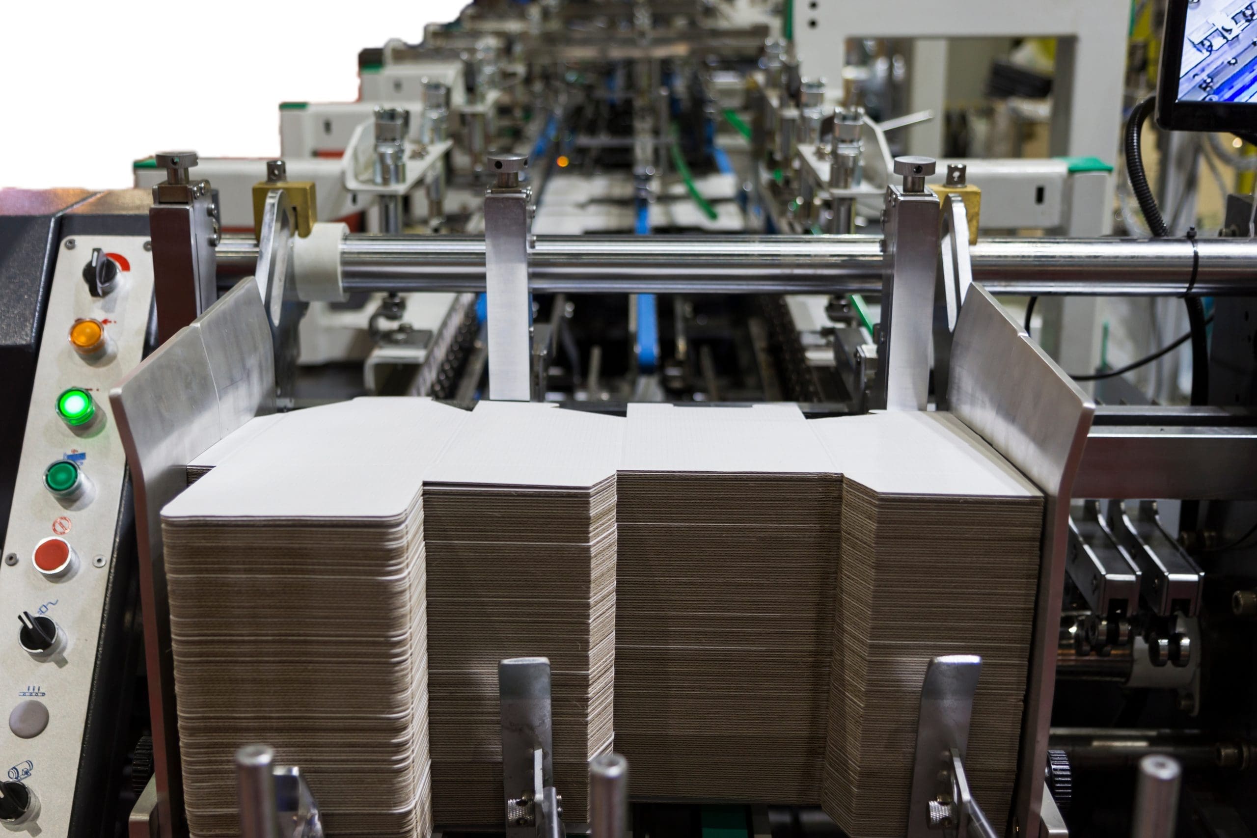 A box assembly machine for packing automation